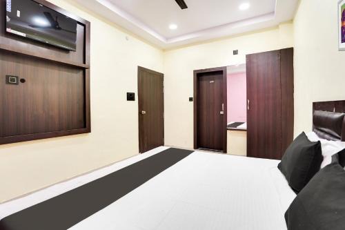 Hotel O New Shree Radhe Radhe Hotel