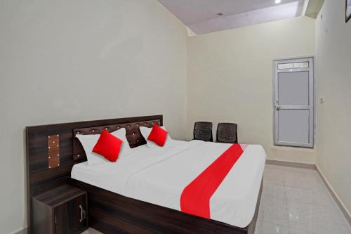 Hotel O Raj