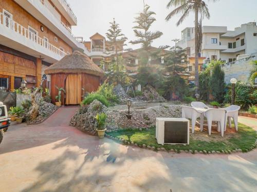 Hotel O Shanti Kuti Home Stay Near Gomti Riverfront Park