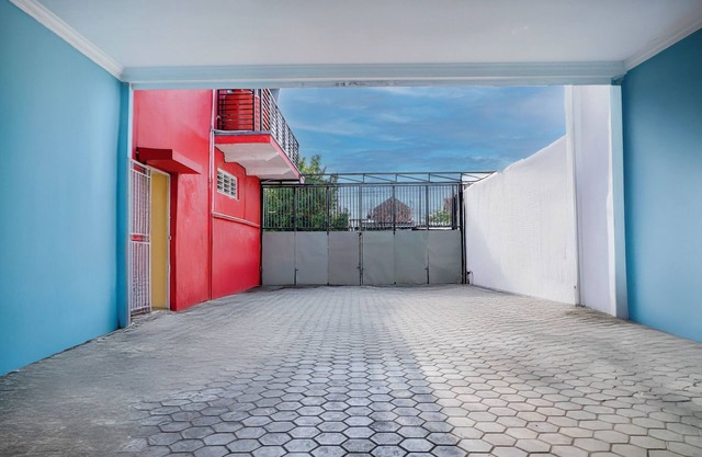 Hotel O Stasiun Tegal Near Alun-Alun Formerly Lumina Guest House