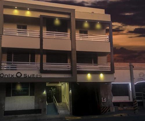 Hotel Onix Suites