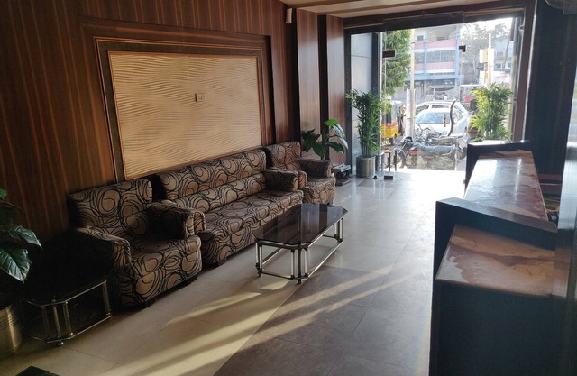 Hotel Rahul