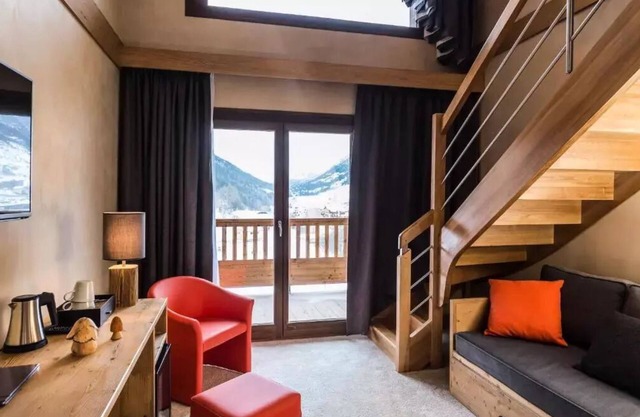 Hotel Saint Charles* - Duplex Suite 4 People