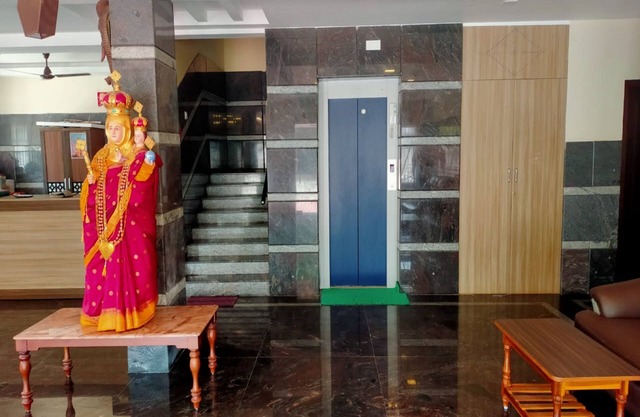 Hotel Santhosh Inn