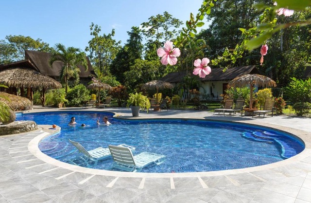 Hotel Suizo Loco Lodge & Resort