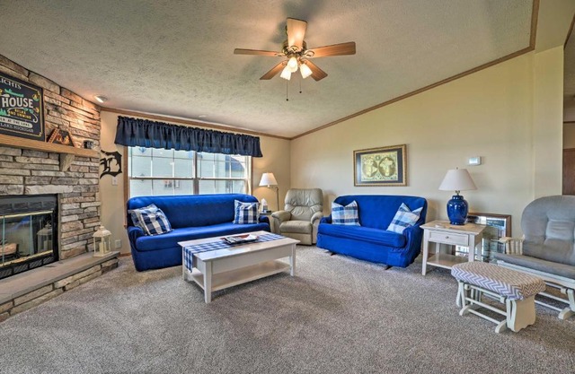 Houghton Lake Family Getaway with Fire Pit!