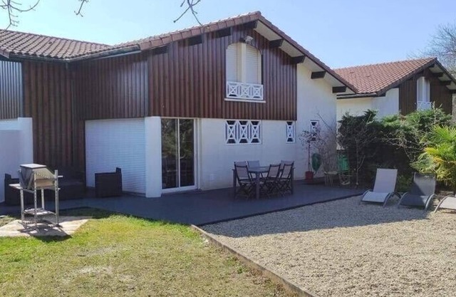 HOUSE 1* - 6 pers. ALL COMFORTS, LARGE GARDEN- BISCARROSSE (LAKE & GOLF)