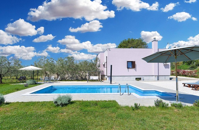 House 1790/21016 (Istria - Pomer), 750m from the beach