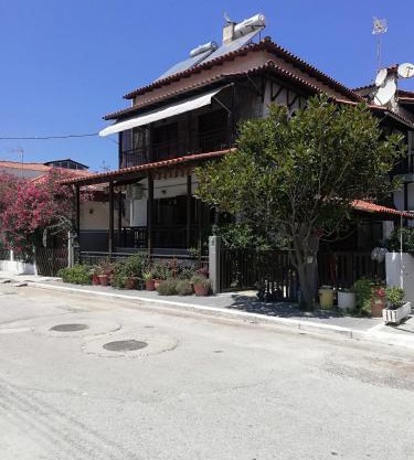 House Anna Sarti