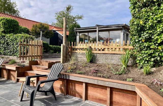 House Cecil with own fishing spot