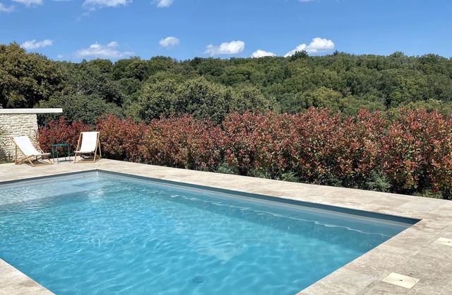 House for 10-12 people with heated pool 11km from Uzès - Exceptional view