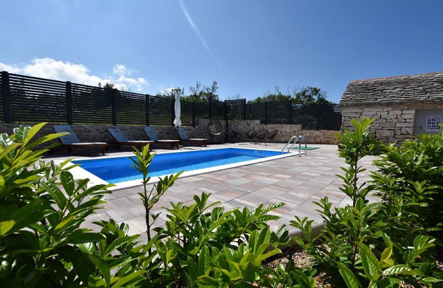 House Gruja (91981-K1) - Primosten