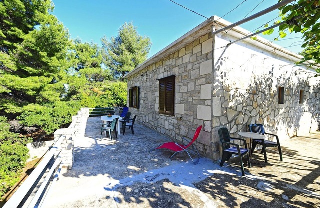 House Villa Marijeta (104021-K1) - Stomorska - island Solta