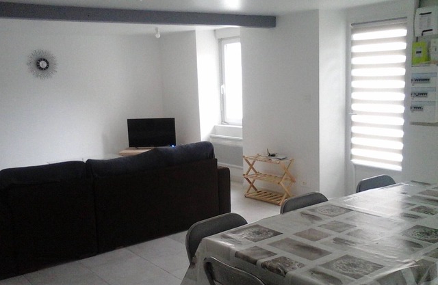 House with 40m² living room in a quiet area