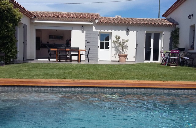 House with Garden and swimming pool located 10 minutes from Aix en Provence