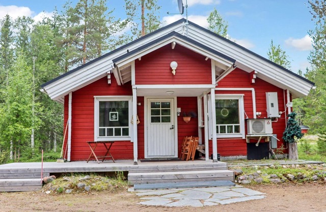 Hyryn Herra Cottage by Interhome