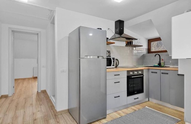 Hytta Apartment in Sinaia with Garden