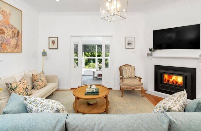 I am Hathaway, Bundanoon’s exquisite country cottage