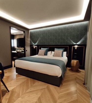 IBIZA ROOMs