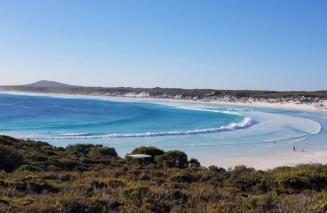 Ideal pet friendly spot between Cape Le Grand and Cape Arid National Parks
