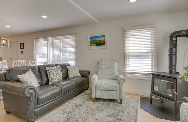 Idyllic Home on the Hudson w/ Updated Interior!