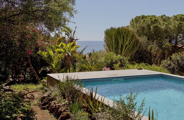 Il Polpo Nero: Sea view Villa, by Maison Estran