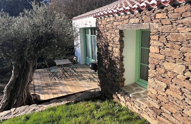 ILE D'YEU Holiday rental full of charm