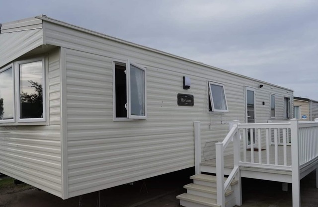 Immaculate 3 bedroom caravan in Presthaven