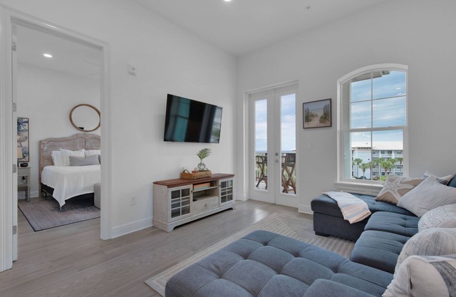 Immaculate Condo at Gulf Place Residences