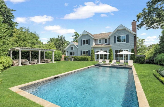 Immaculate East Hampton Home, Expertly Designed, Close to Town, Perfect for.