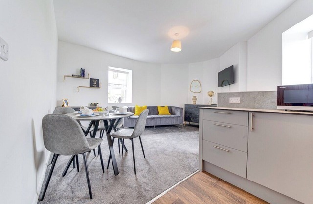 Immaculate Ground Floor Flat