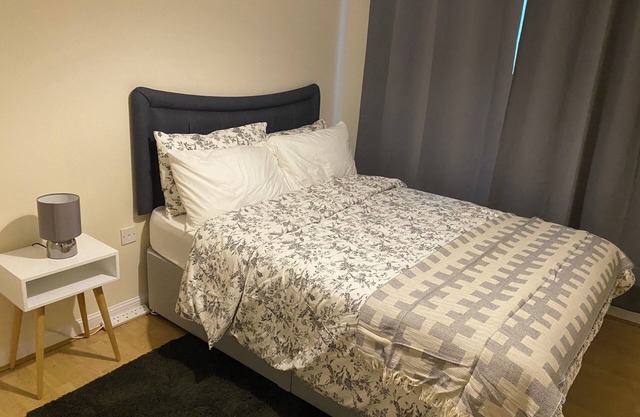 Impeccable 2-Bed Apartment in London