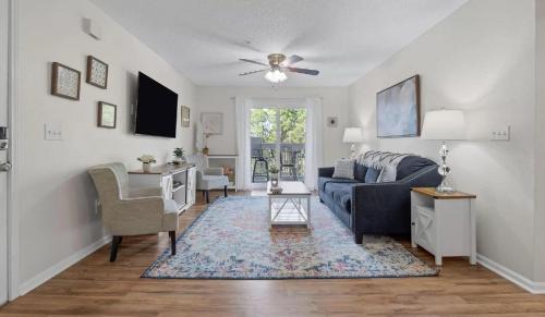 In The Heart of Destin ! Close To Beach and Restaurants! Dancing Cloud 260