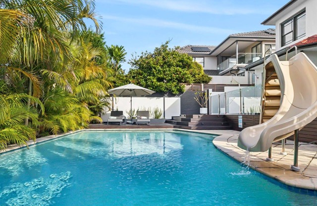 Incredible 5 Bedroom Family Home with Pool!