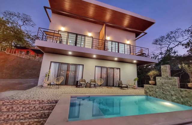 Incredible views close to beautiful beaches only 30 min from Tamarindo