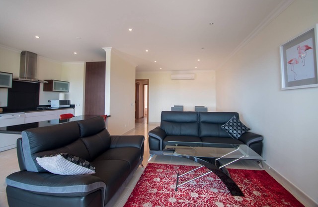 indoor and outdoor pools, sauna, steam, gym, games room. luxury