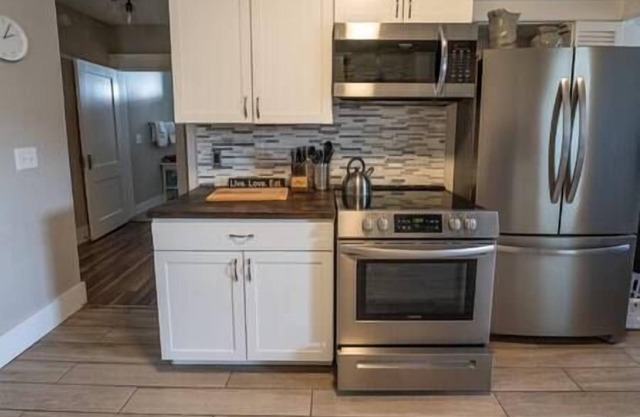 Indy 4-Bedroom Haven: Your Perfect Retreat