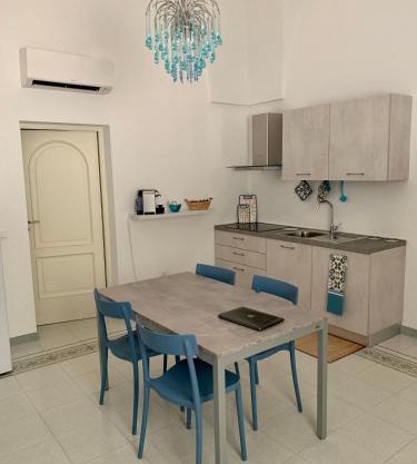 InterMezzo - located in the center of Salento equidistant from the 2 seas