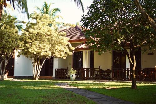Iro Villa