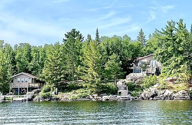 Island Home on Rainy Lake outside Int’l Falls near Voyageurs Nat'l Park