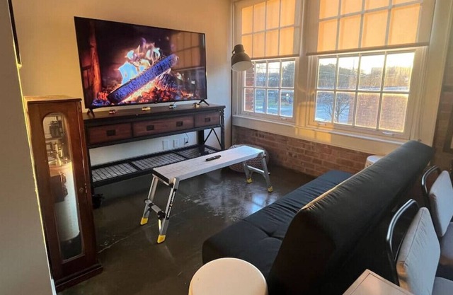 Italian Job Loft in Deep Ellum