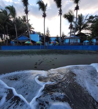 J&V Oceanview Beach Resort