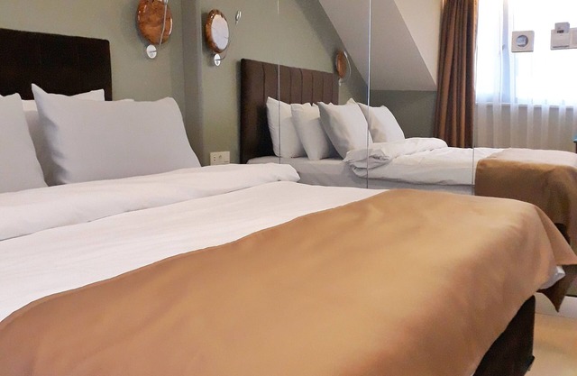 Jakaranda Butique Hotel