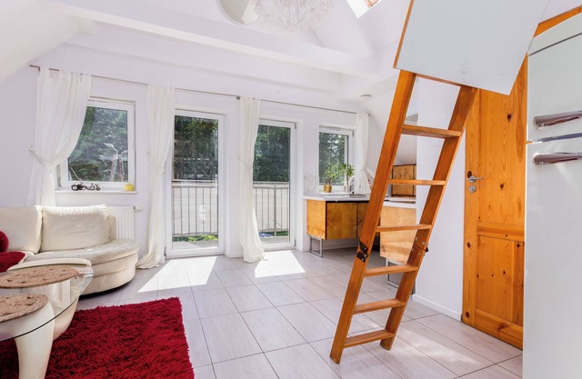 Jałowcowa Apartment with Mezzanine