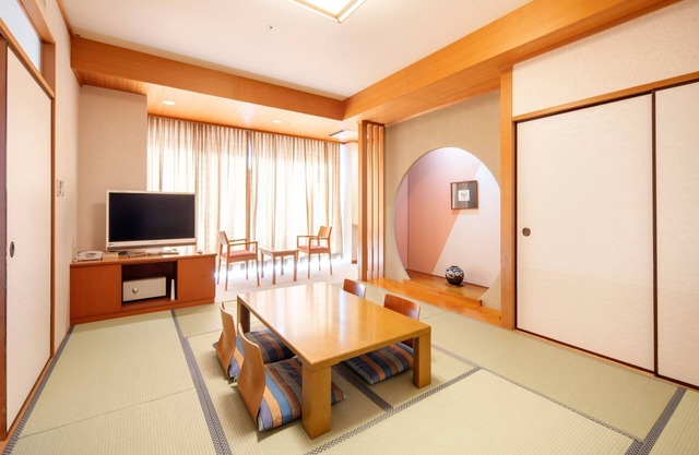Japanesestyle room 10 tatami mats with bath and toilet 2 meals included Very popular Miyazaki /Nichinan Miyazaki