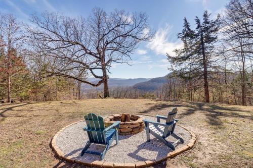 Jasper Cabin with Fire Pit, Grill and Mountain Views!