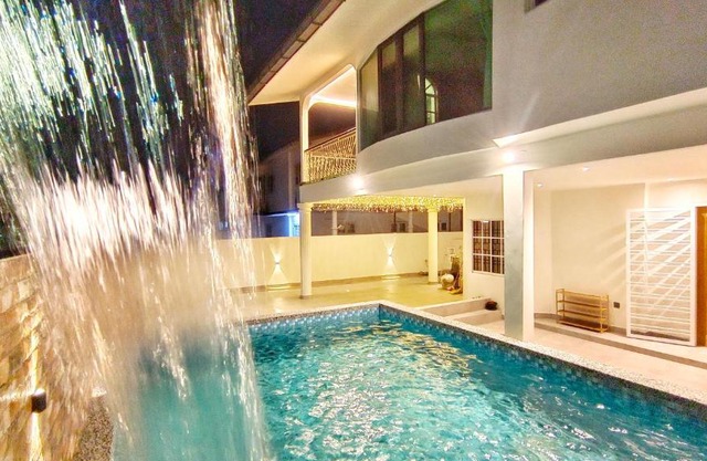JB City Villa (Private Pool)