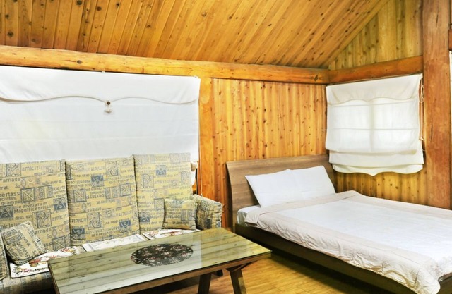 Jeju Log Pension