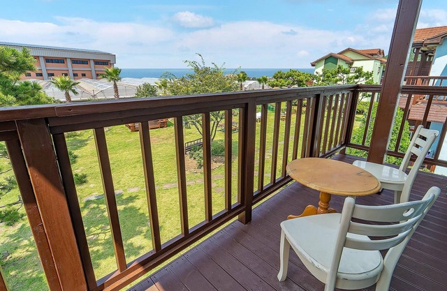 Jeju Sigan Yeohaeng Huyang Pension