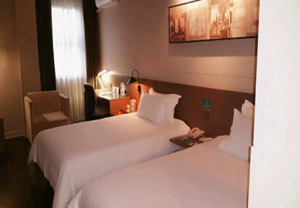 Jinjiang Inn Select Shanghai Nanxiang Minzhu Street